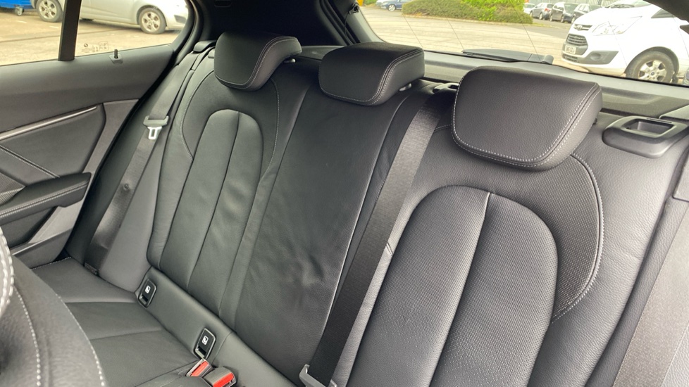 BMW 1 Series 118i M Sport 5dr Step Auto Petrol Hatchback - Image 12