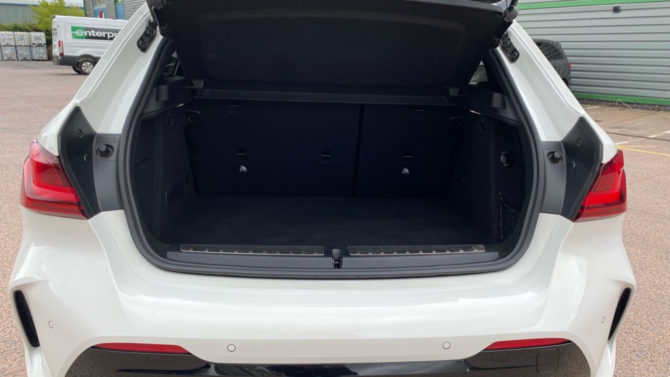 BMW 1 Series 118i M Sport 5dr Step Auto Petrol Hatchback - Image 13