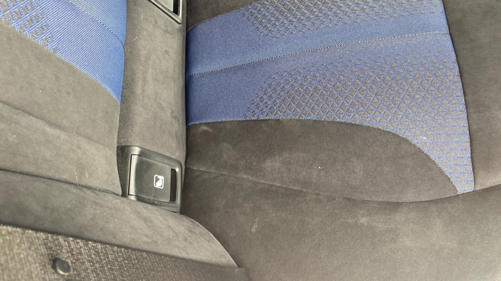 BMW 2 Series M235i xDrive 4dr Step Auto Petrol Saloon - Image 42