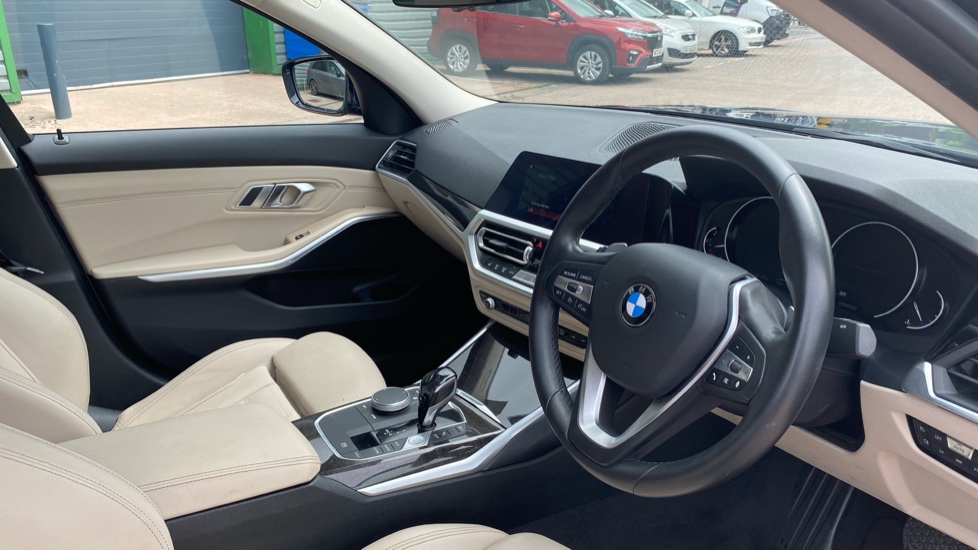 BMW 3 Series 320i Sport 4dr Step Auto Petrol Saloon - Image 6