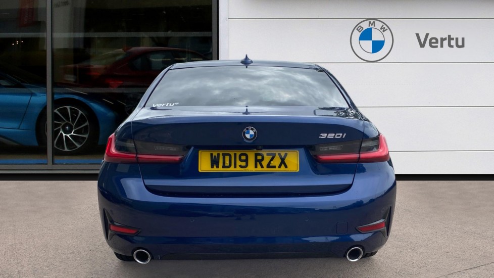 BMW 3 Series 320i Sport 4dr Step Auto Petrol Saloon - Image 15