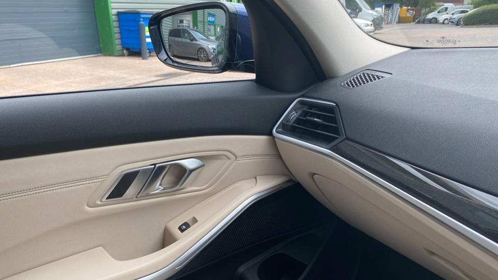 BMW 3 Series 320i Sport 4dr Step Auto Petrol Saloon - Image 42