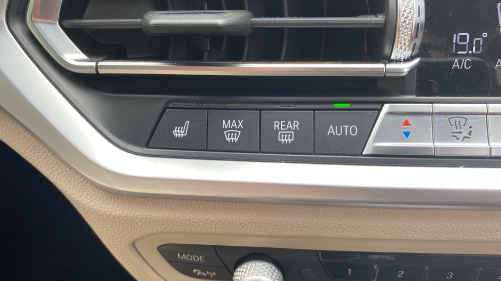 BMW 3 Series 320i Sport 4dr Step Auto Petrol Saloon - Image 45