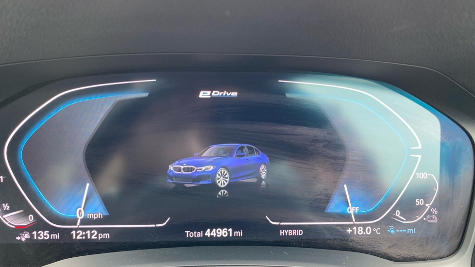 BMW 3 Series 330e SE Pro 4dr Auto Saloon - Image 9