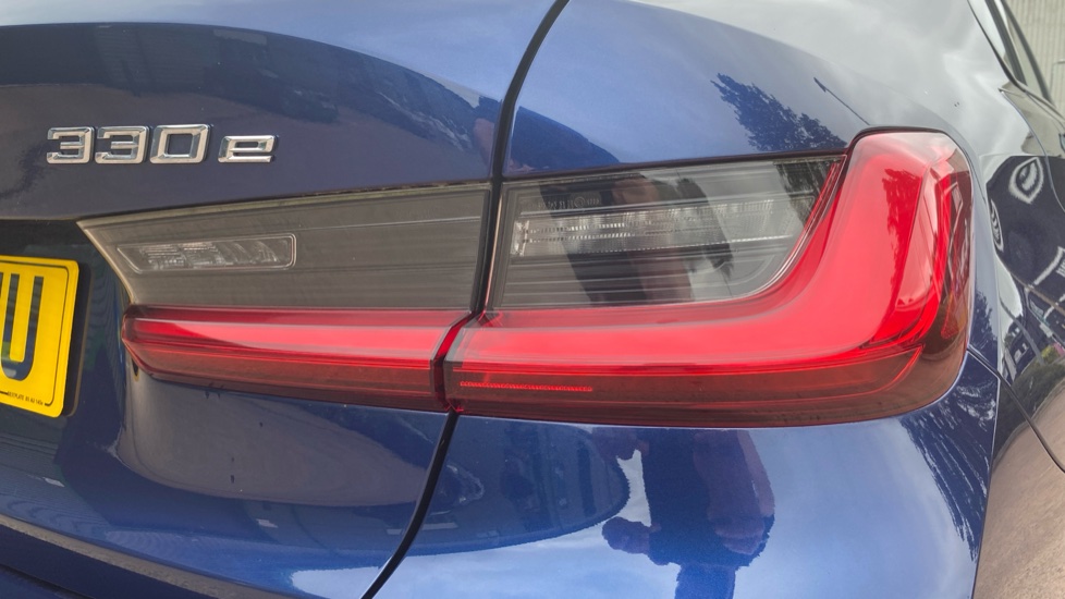 BMW 3 Series 330e SE Pro 4dr Auto Saloon - Image 22
