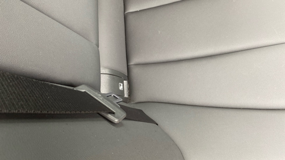 BMW 3 Series 330e SE Pro 4dr Auto Saloon - Image 36