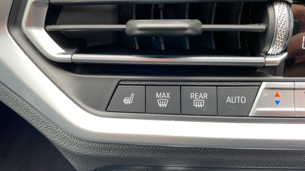 BMW 3 Series 330e SE Pro 4dr Auto Saloon - Image 57