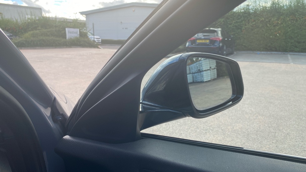 BMW 1 Series 118d M Sport 5dr Step Auto Diesel Hatchback - Image 20