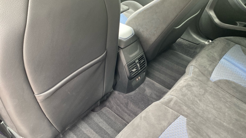 BMW 1 Series M135i xDrive 5dr Step Auto Petrol Hatchback - Image 36