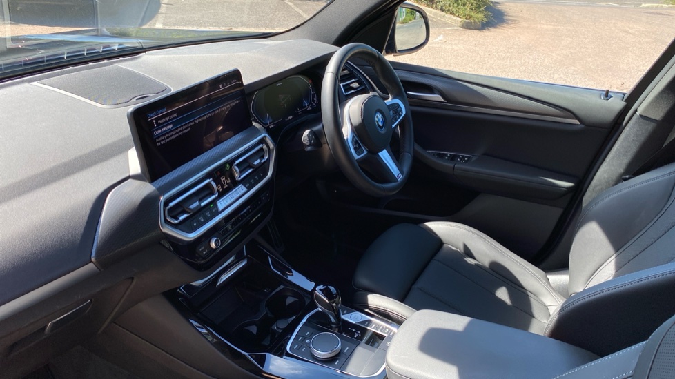 BMW X3 xDrive 30e M Sport 5dr Auto Estate - Image 7