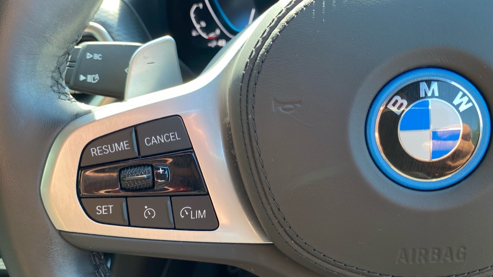 BMW X3 xDrive 30e M Sport 5dr Auto Estate - Image 17