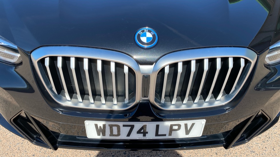 BMW X3 xDrive 30e M Sport 5dr Auto Estate - Image 30