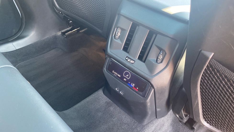 BMW X3 20 xDrive M Sport 5dr Step Auto Petrol Estate - Image 38