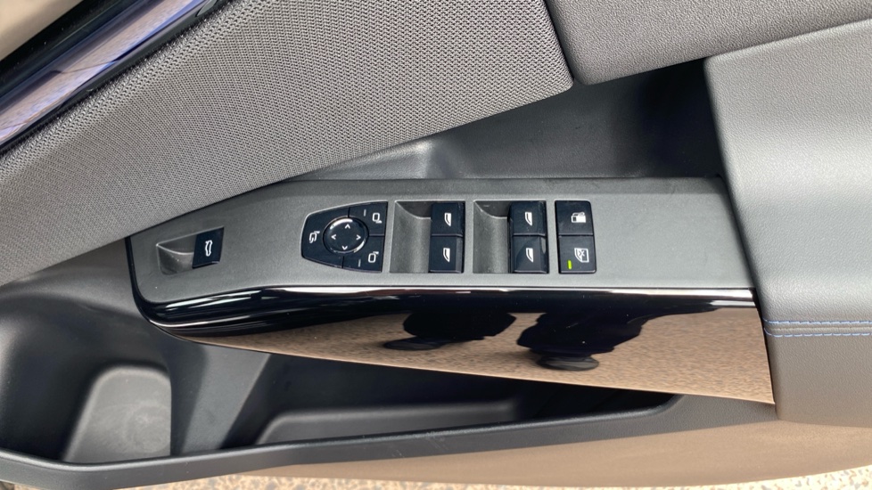 BMW X3 30e xDrive M Sport 5dr Auto Estate - Image 42