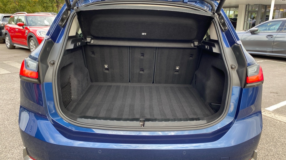 BMW 2 Series 223i MHT Luxury 5dr DCT Petrol Hatchback - Image 13