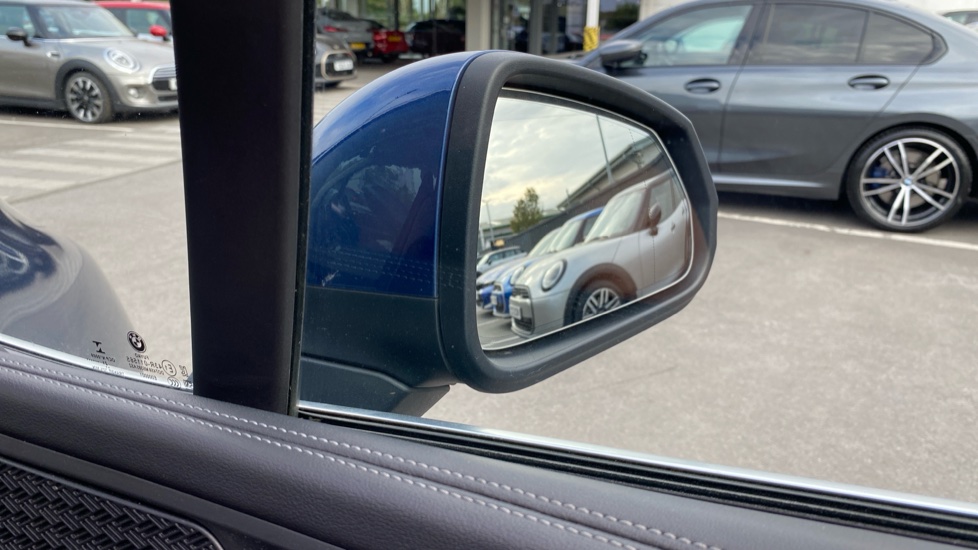 BMW 2 Series 223i MHT Luxury 5dr DCT Petrol Hatchback - Image 20