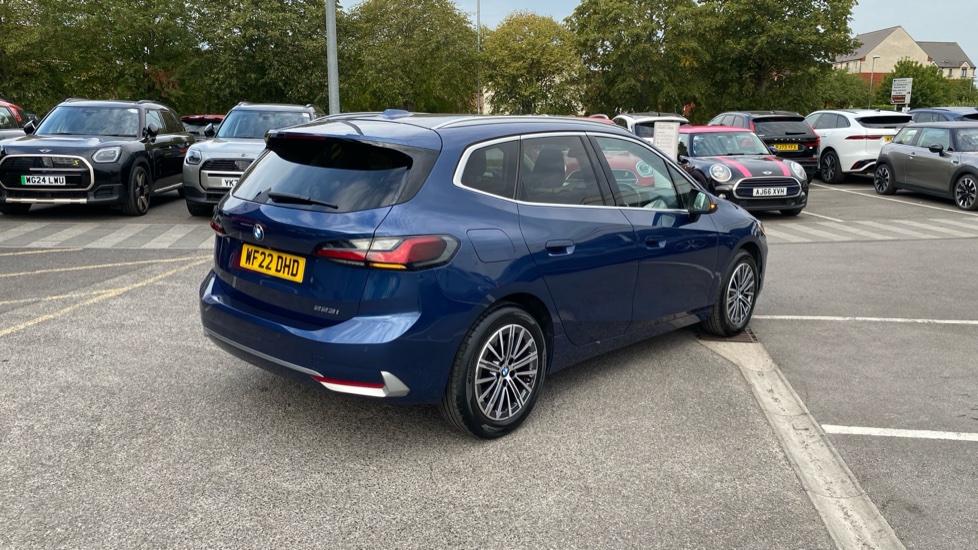 BMW 2 Series 223i MHT Luxury 5dr DCT Petrol Hatchback - Image 24