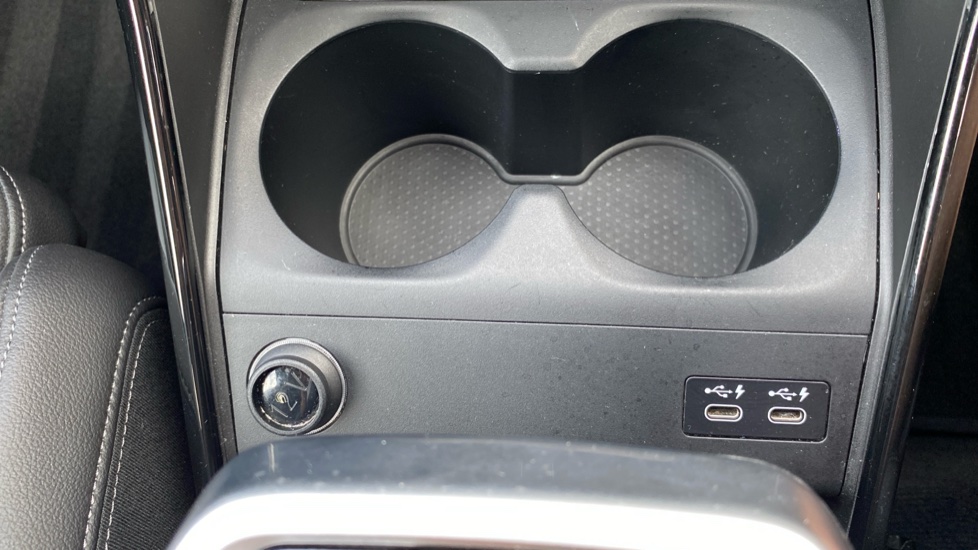 BMW 2 Series 223i MHT Luxury 5dr DCT Petrol Hatchback - Image 61