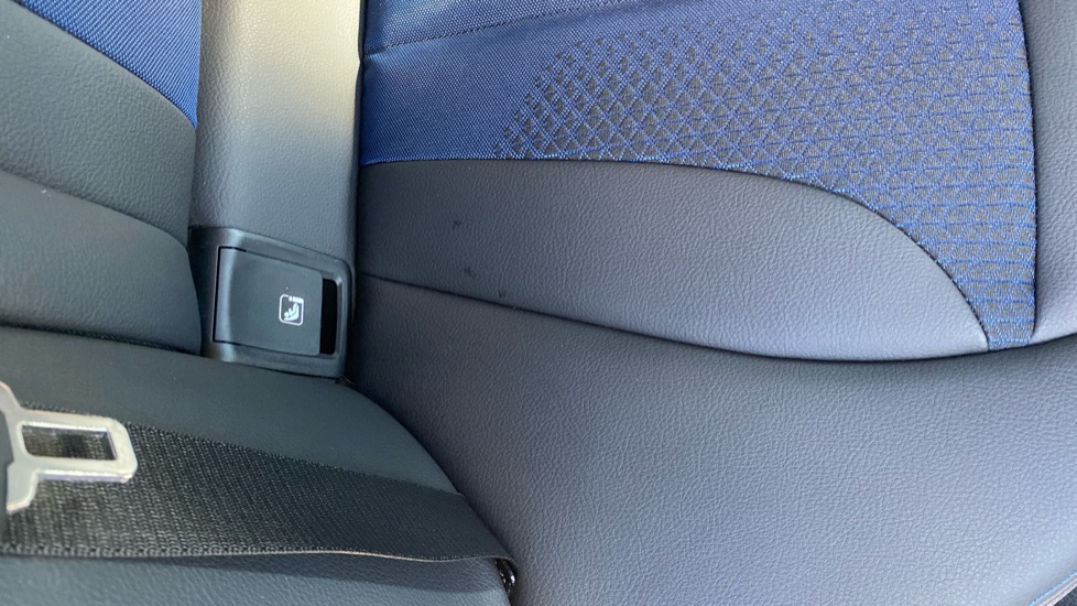 BMW 2 Series 218i [136] M Sport 4dr DCT Petrol Saloon - Image 40