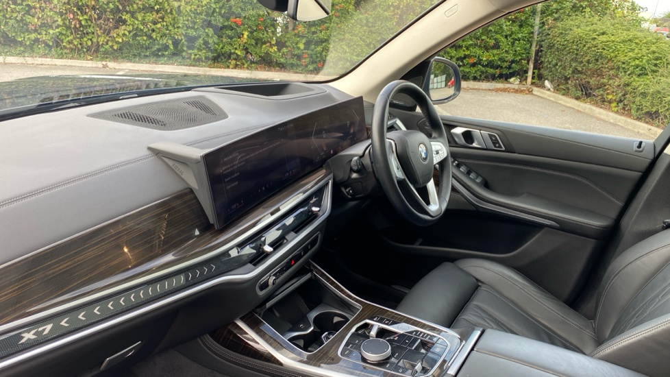 BMW X7 xDrive40i MHT Excellence 5dr Step Auto Petrol Estate - Image 7
