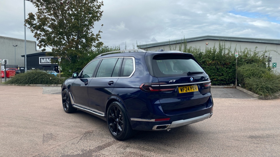 BMW X7 xDrive40i MHT Excellence 5dr Step Auto Petrol Estate - Image 26