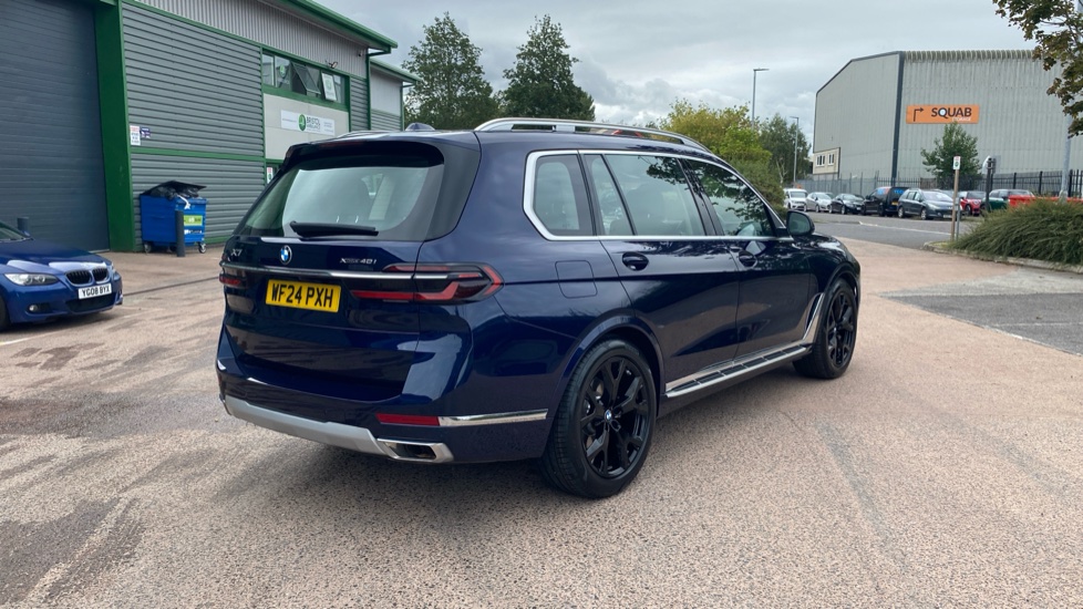 BMW X7 xDrive40i MHT Excellence 5dr Step Auto Petrol Estate - Image 27