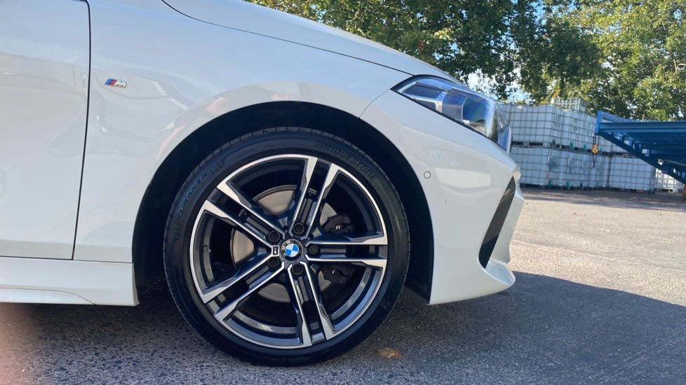 BMW 1 Series 118i M Sport 5dr Petrol Hatchback - Image 14