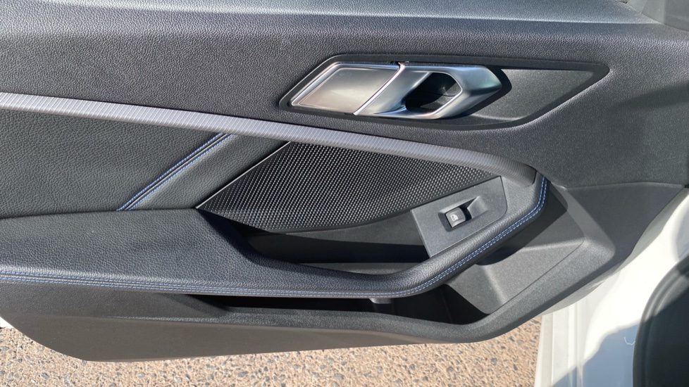 BMW 1 Series 118i M Sport 5dr Petrol Hatchback - Image 32