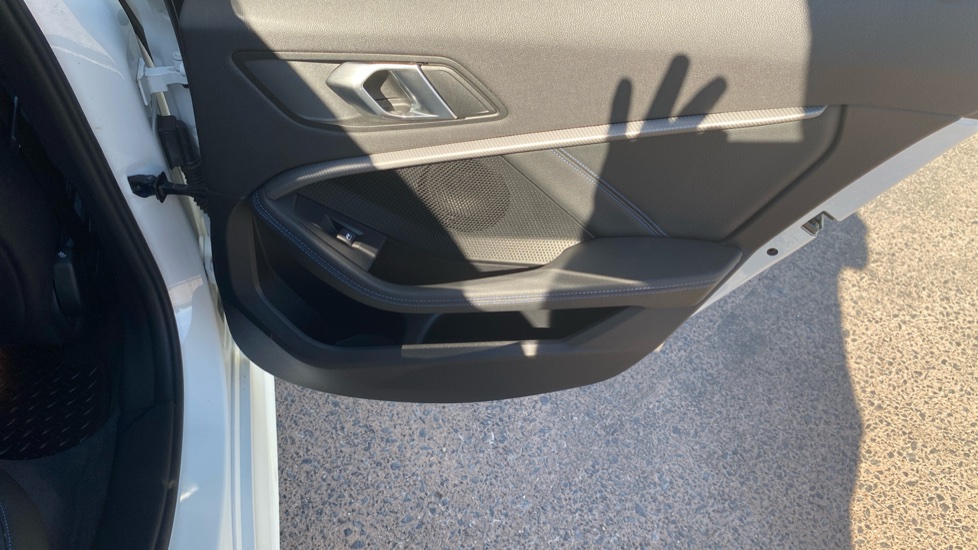 BMW 1 Series 118i M Sport 5dr Petrol Hatchback - Image 38
