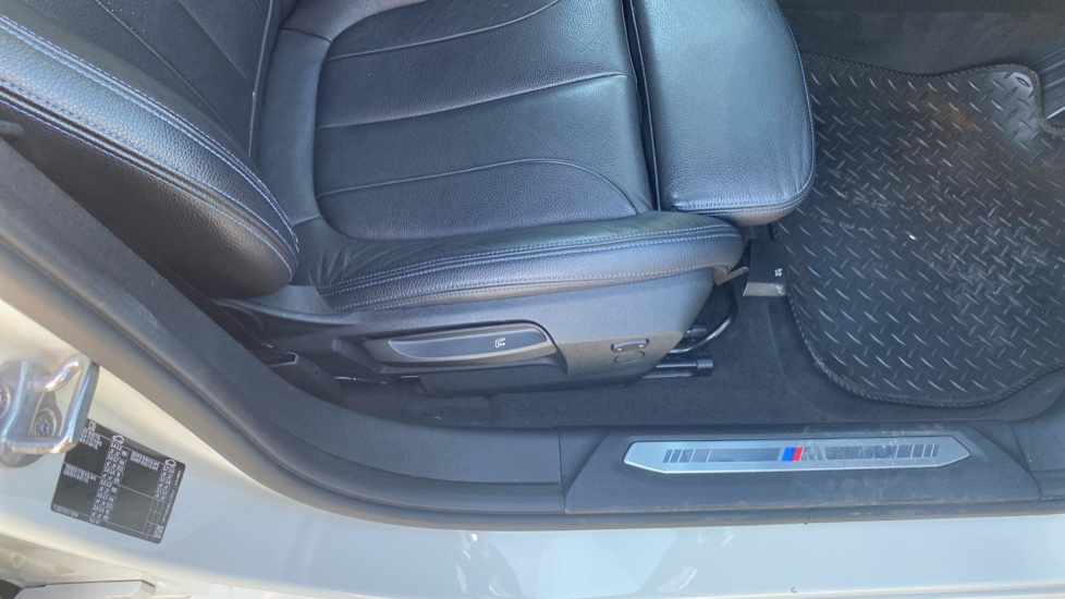 BMW 1 Series 118i M Sport 5dr Petrol Hatchback - Image 40
