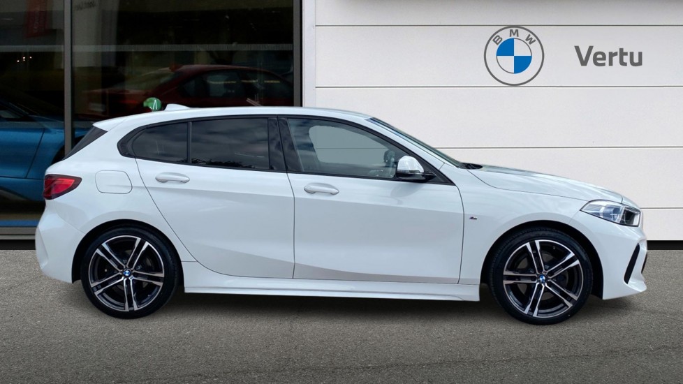 BMW 1 Series 118i [136] M Sport 5dr Step Auto Petrol Hatchback - Image 3