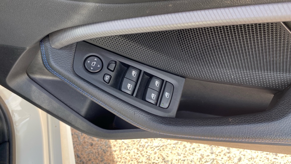 BMW 1 Series 118i [136] M Sport 5dr Step Auto Petrol Hatchback - Image 40