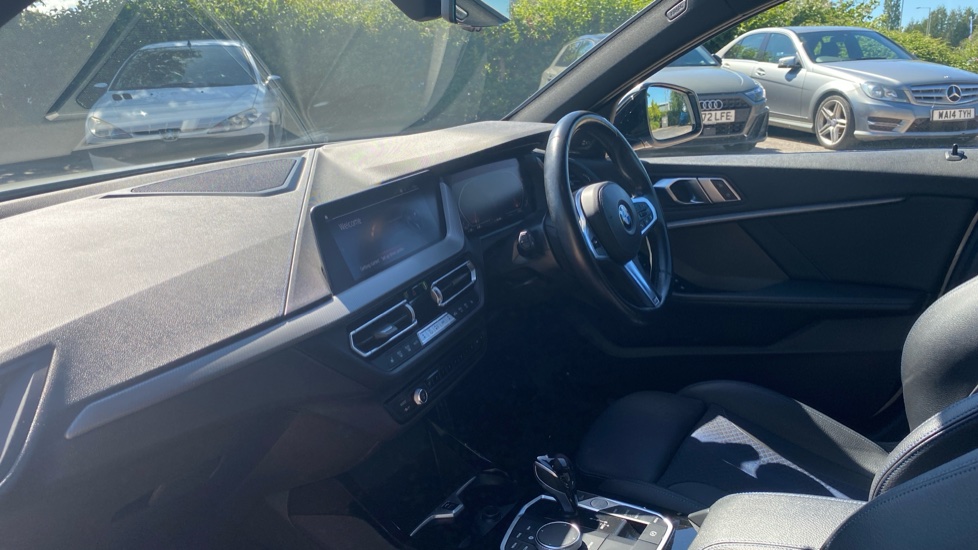 BMW 1 Series 118i M Sport 5dr Step Auto Petrol Hatchback - Image 7