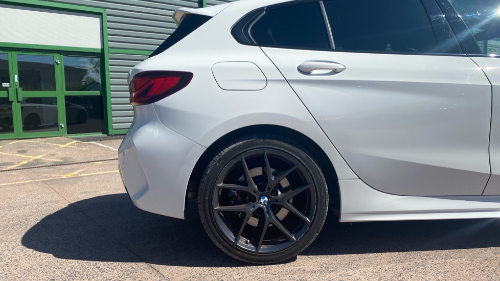 BMW 1 Series 118i M Sport 5dr Step Auto Petrol Hatchback - Image 14