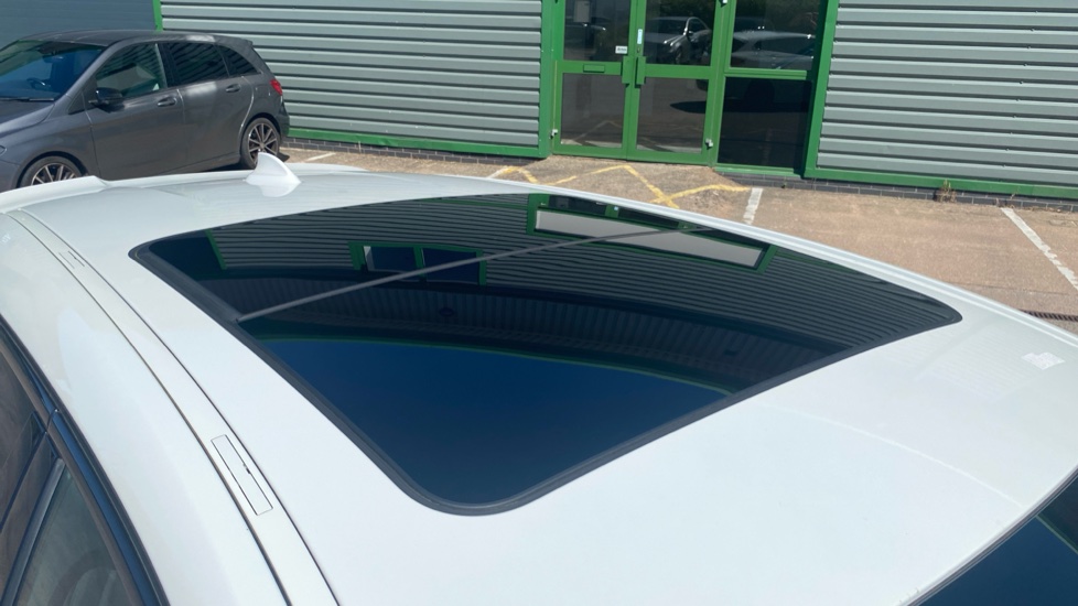 BMW 1 Series 118i M Sport 5dr Step Auto Petrol Hatchback - Image 21
