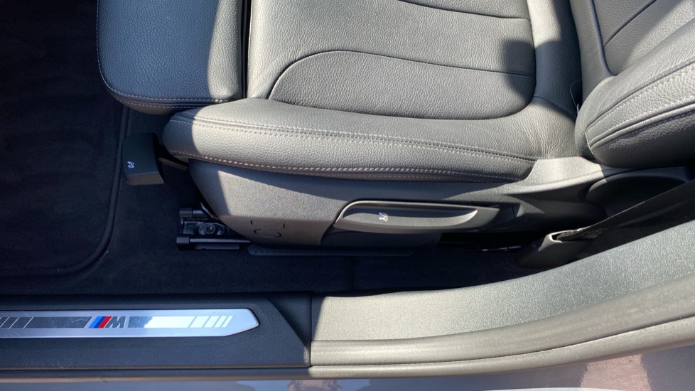BMW 1 Series 118i [136] M Sport 5dr Step Auto [LCP] Petrol Hatchback - Image 30