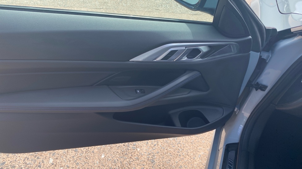 BMW 4 Series 420i M Sport 2dr Step Auto Petrol Coupe - Image 31