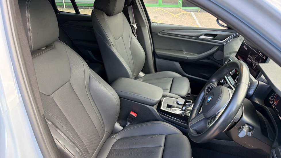 BMW X3 xDrive20d MHT M Sport 5dr Step Auto [Tech/Pro Pk] Diesel Estate - Image 11