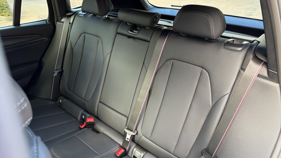 BMW X3 xDrive20d MHT M Sport 5dr Step Auto [Tech/Pro Pk] Diesel Estate - Image 12