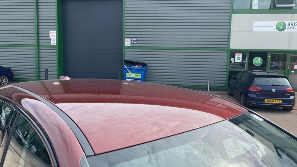 BMW 2 Series 220i MHT Sport 5dr DCT Petrol Hatchback - Image 21
