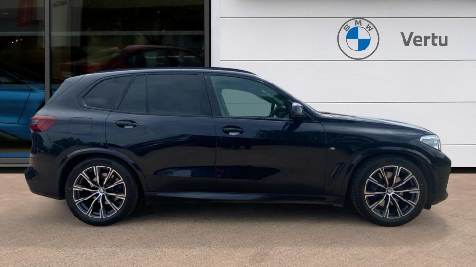 BMW X5 xDrive30d MHT M Sport 5dr Auto Diesel Estate - Image 3