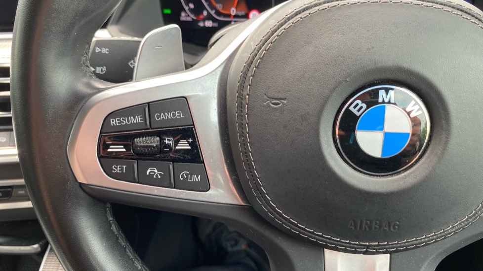 BMW X5 xDrive30d MHT M Sport 5dr Auto Diesel Estate - Image 17