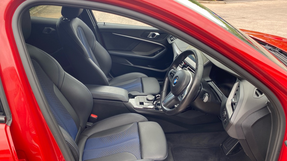 BMW 1 Series 118i [136] M Sport 5dr Step Auto [LCP] Petrol Hatchback - Image 11
