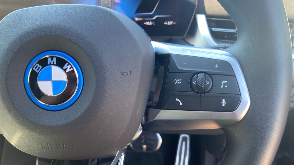 BMW iX1 150kW eDrive20 Shadow Edition 65kWh 5dr Auto Electric Estate - Image 18