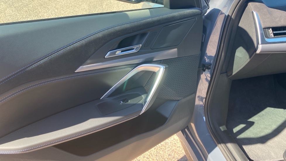 BMW iX1 150kW eDrive20 Shadow Edition 65kWh 5dr Auto Electric Estate - Image 32