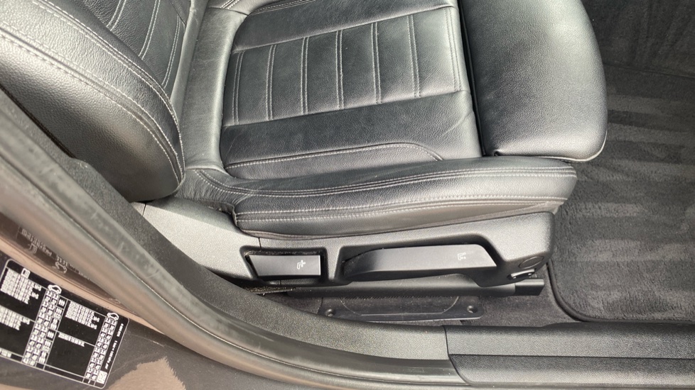 BMW 3 Series 320d MHT M Sport 4dr Step Auto Diesel Saloon - Image 41