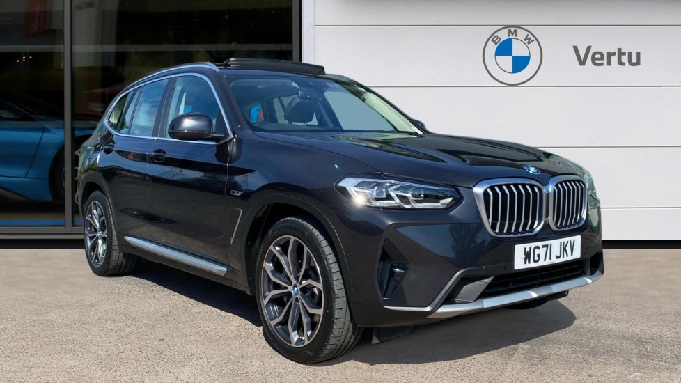 BMW X3 xDrive 30e xLine 5dr Auto Estate - Image 1