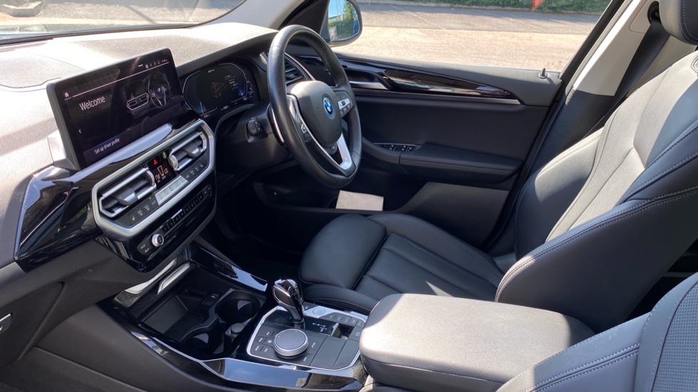 BMW X3 xDrive 30e xLine 5dr Auto Estate - Image 7