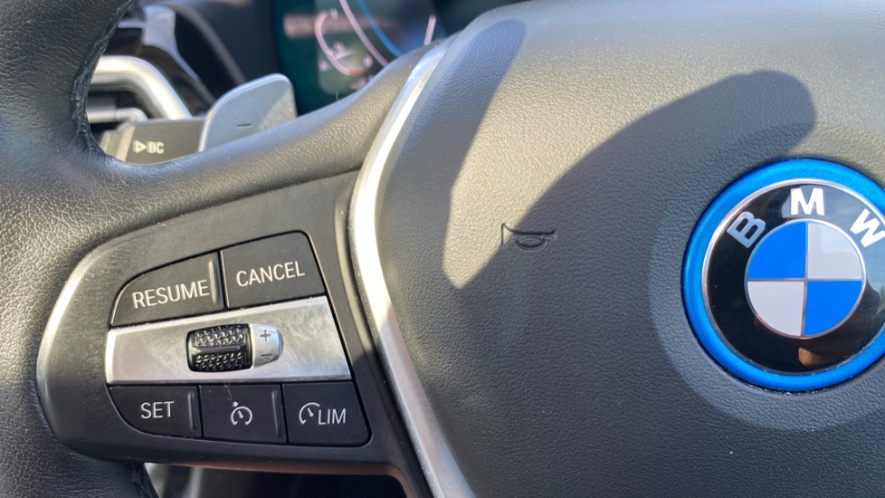 BMW X3 xDrive 30e xLine 5dr Auto Estate - Image 17