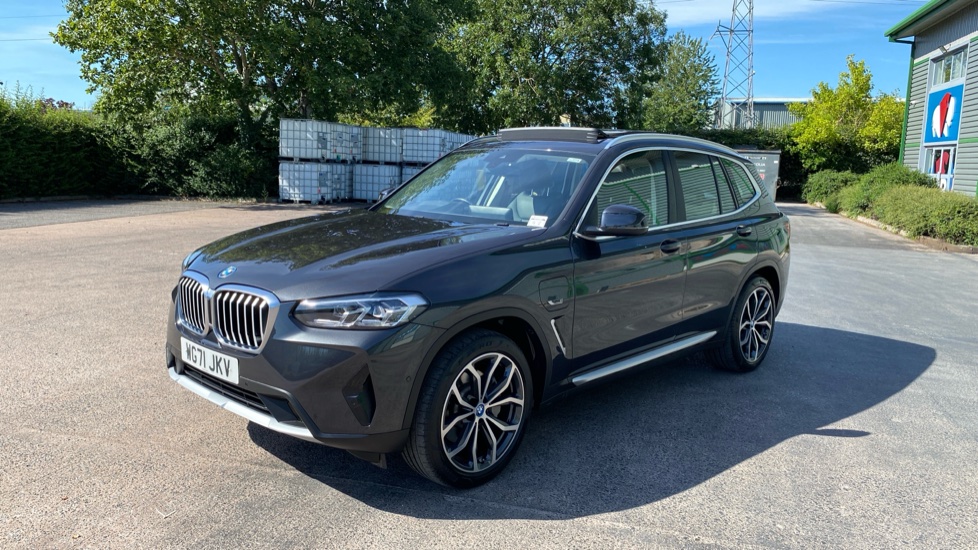 BMW X3 xDrive 30e xLine 5dr Auto Estate - Image 25